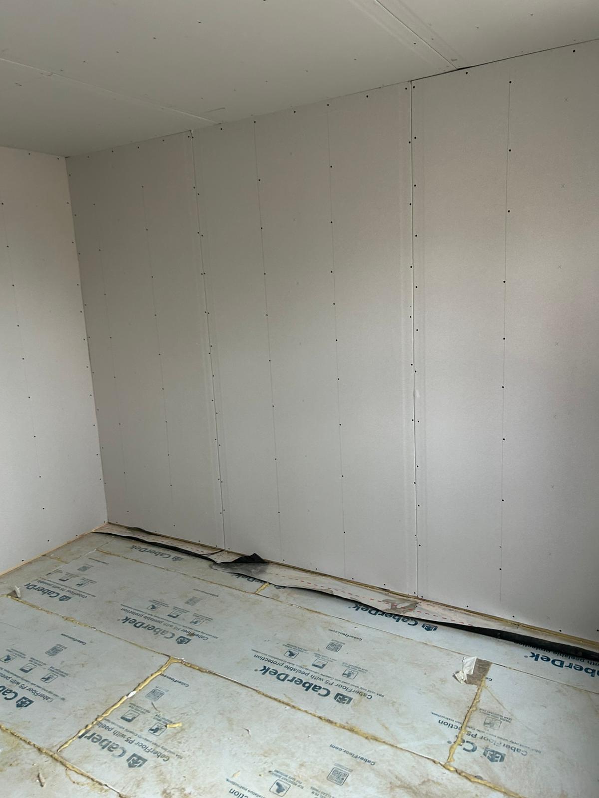 Fresh prepared walls showing corner